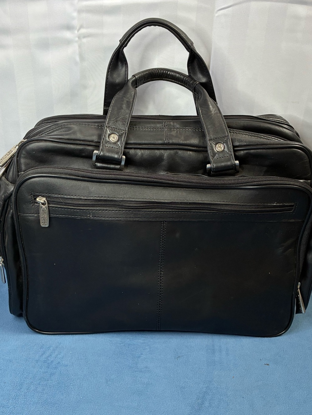 Kenneth Cole Reaction Black Leather Briefcase/Portfolio Bag with Top Handles